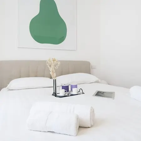 Easylife - A Touch Of Design In Porta Venezia Milan