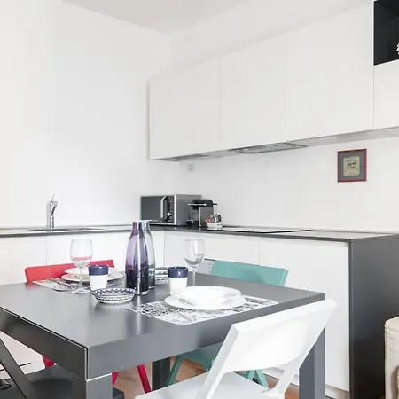 Apartment Easylife - A Touch Of Design In Porta Venezia Milan