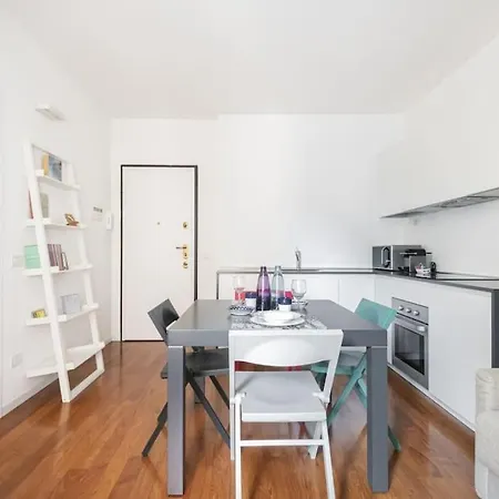 Easylife - A Touch Of Design In Porta Venezia *